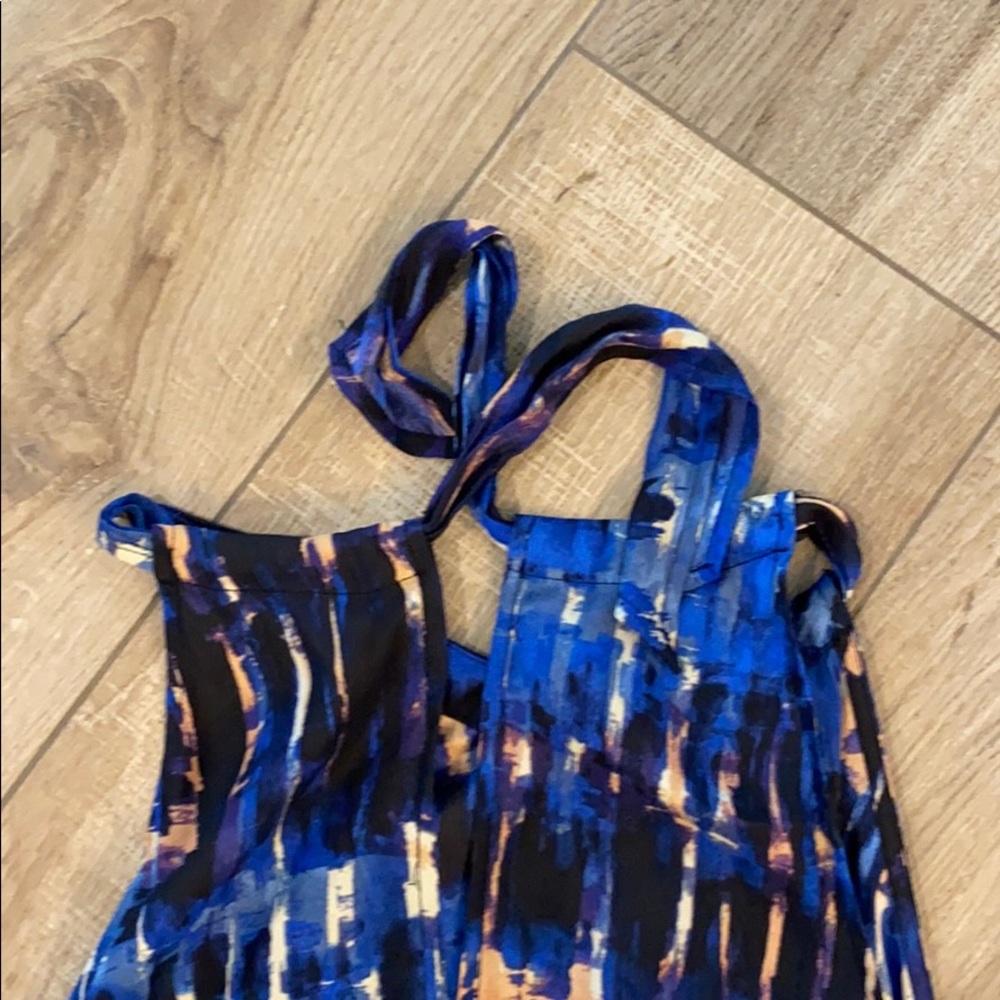 Fun dress! - Picture 3 of 3